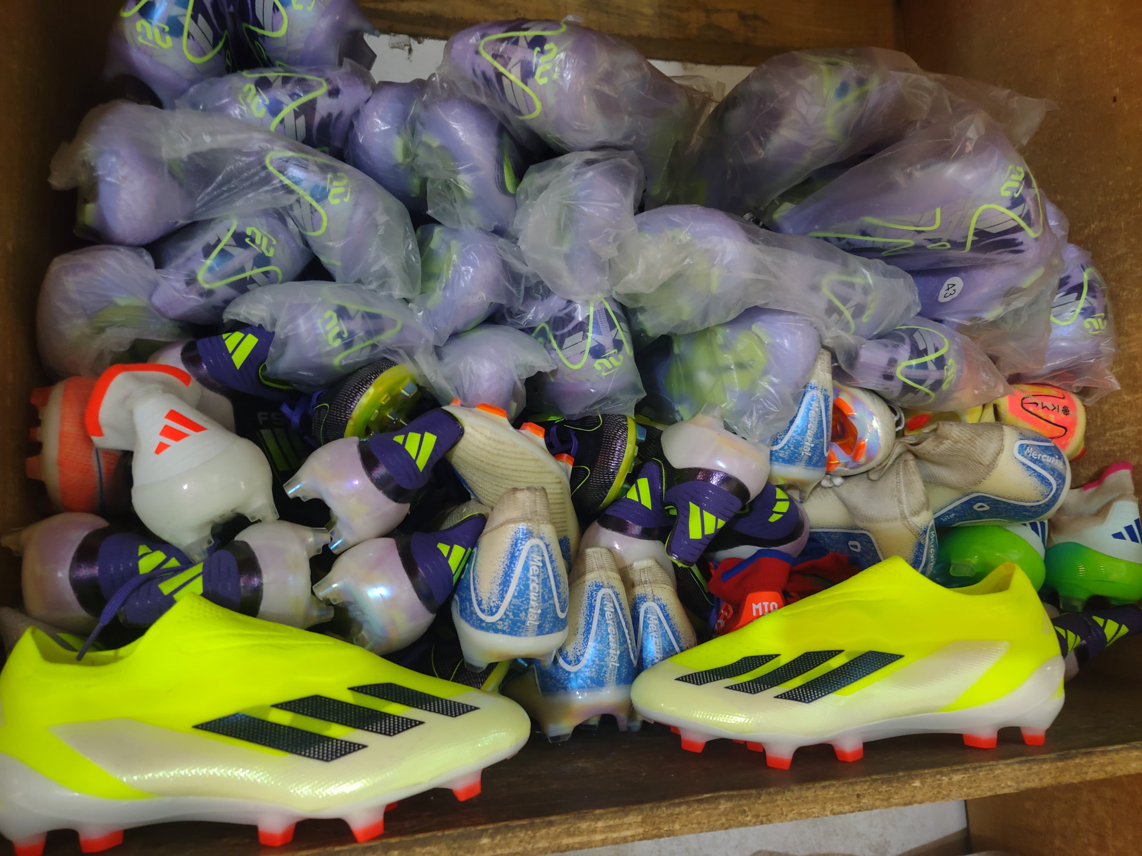 Chaussures de football  - image 1